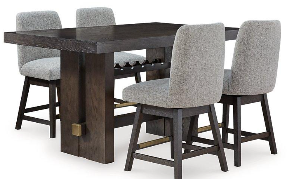 Furniture Shopping in Tampa: What to Know Before You Buy